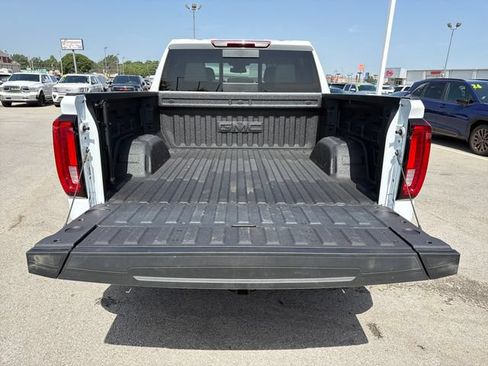 Used 2025 GMC Sierra 1500 SLT w/ SLT Premium Plus Package AWD/4WD image 29