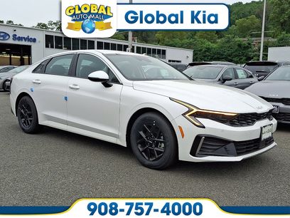 New 2025 Kia K5 LXS