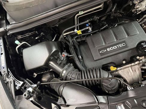 Used 2018 Chevrolet Trax LS image 26