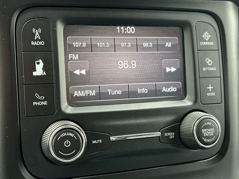 Used 2020 RAM 1500 Big Horn AWD/4WD image 16