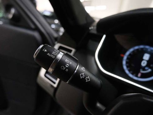 Used 2017 Land Rover Range Rover Supercharged AWD/4WD image 41