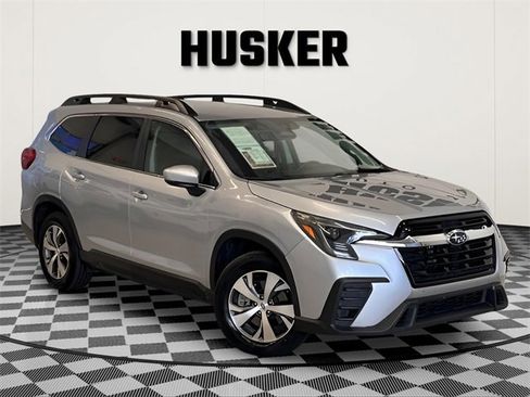 Used 2024 Subaru Ascent Premium w/ Convenience Package image 1