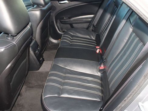 Used 2016 Chrysler 300 S image 28