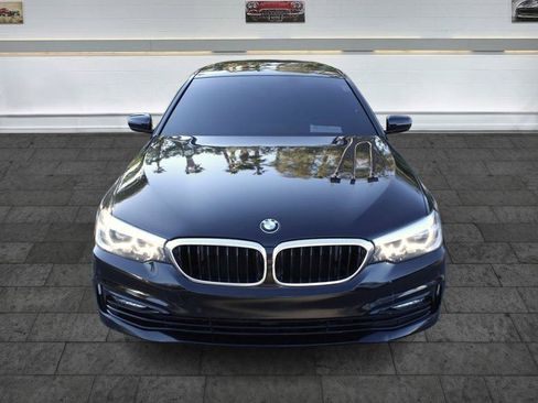Used 2018 BMW 530i RWD image 2