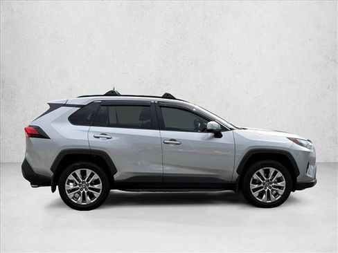 Used 2024 Toyota RAV4 XLE Premium FWD image 4