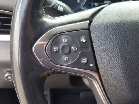 Used 2019 Chevrolet Traverse Premier w/ Redline Edition FWD image 24