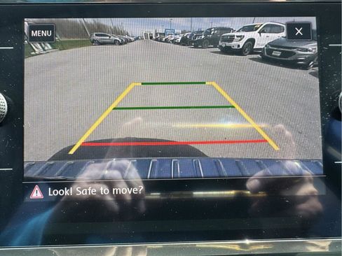 Used 2020 Volkswagen Tiguan SE w/ Panoramic Sunroof Package AWD/4WD image 30