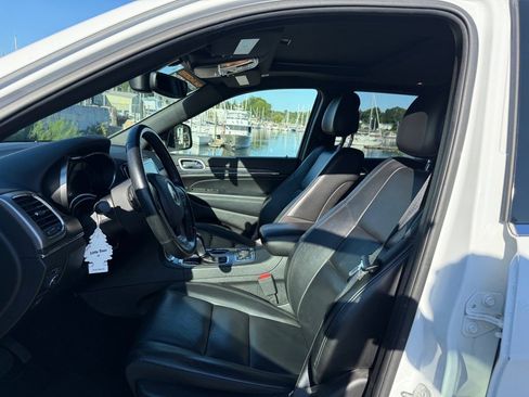 Certified 2021 Jeep Grand Cherokee Limited image 9