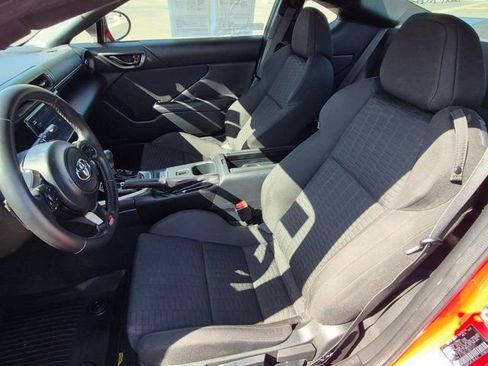 Used 2022 Toyota GR86 w/ ALL Weather Mat Package (TMS) RWD image 16