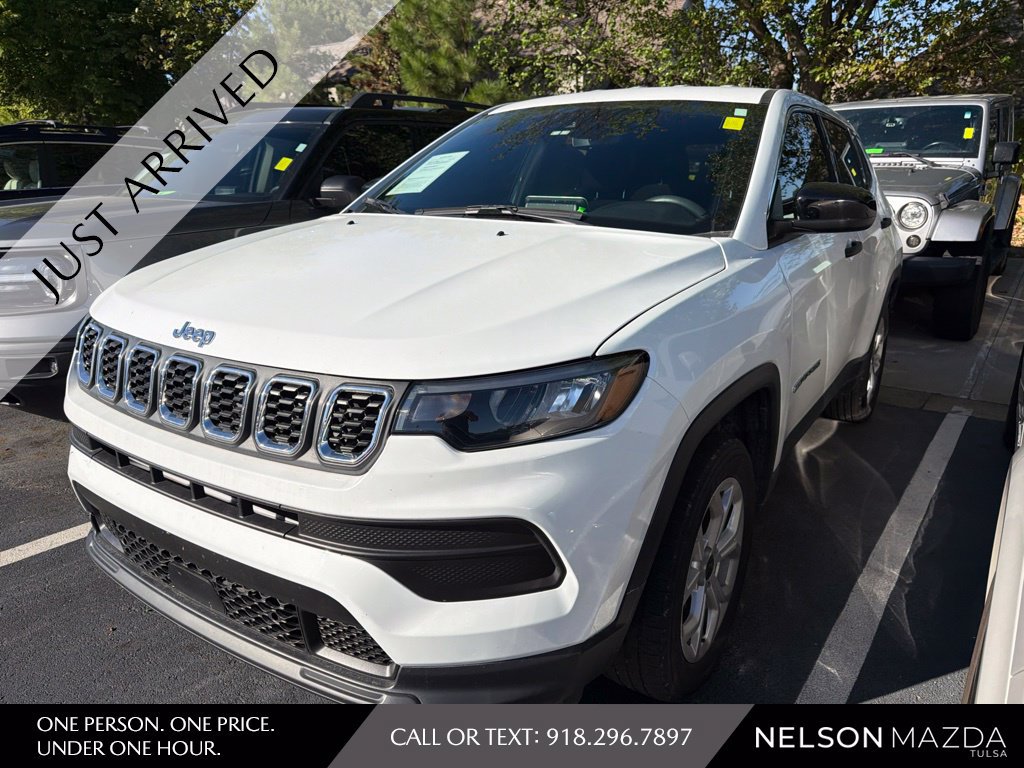Used 2025 Jeep Compass Sport AWD/4WD image 1