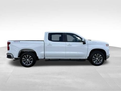 Used 2024 Chevrolet Silverado 1500 LT AWD/4WD image 9