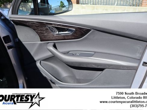 Used 2022 Audi Q7 3.0T Premium w/ Interior Protection Package AWD/4WD image 36