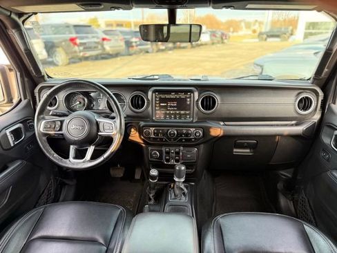 Used 2022 Jeep Wrangler Unlimited Sahara w/ Cold Weather Group image 2