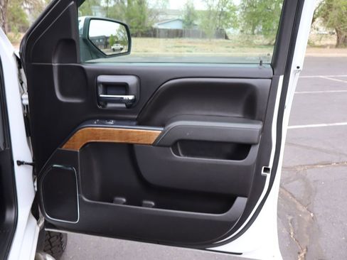 Used 2015 Chevrolet Silverado 2500 LTZ image 26