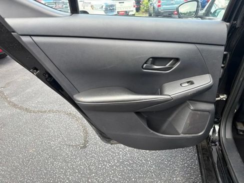 Used 2024 Nissan Sentra SV FWD image 14