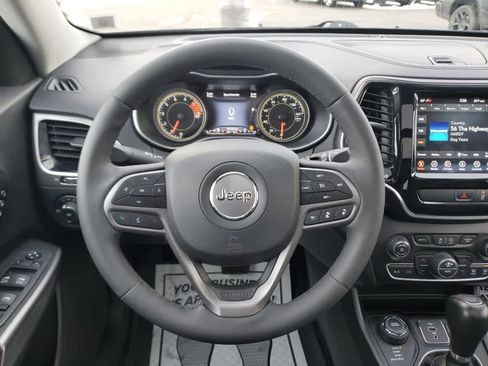 Used 2022 Jeep Cherokee Limited image 19