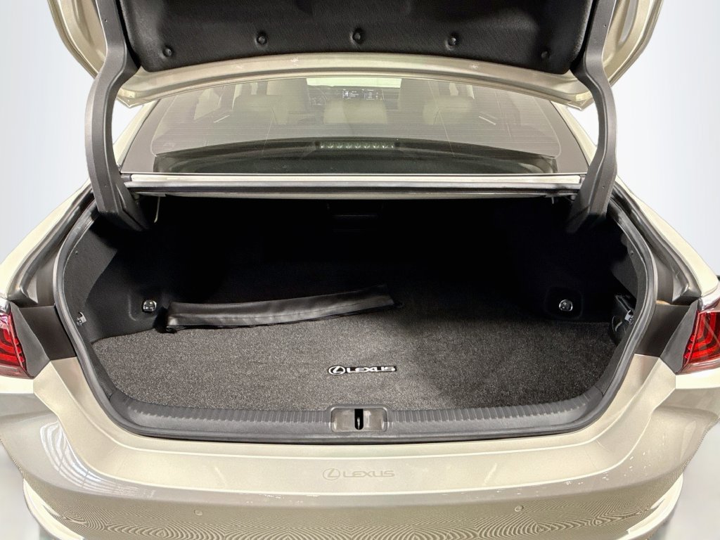 Certified 2021 Lexus ES 350 Ultra Luxury w/ Accessory Package 2 FWD image 28