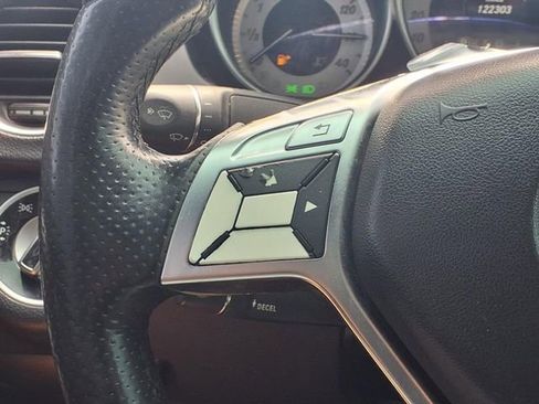 Used 2014 Mercedes-Benz C 250 Luxury image 20