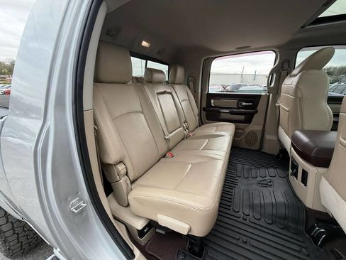 Used 2016 RAM 2500 Laramie w/ Convenience Group image 30