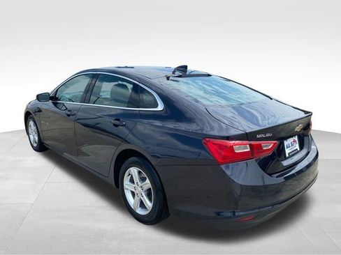 Used 2023 Chevrolet Malibu LT FWD image 4