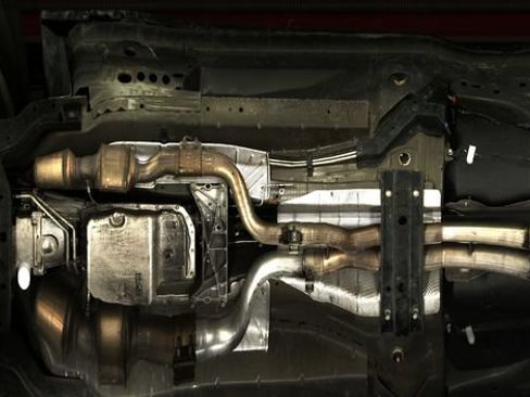 Used 2010 Chevrolet Camaro SS RWD image 18