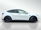 Used 2021 Tesla Model Y Long Range image 3