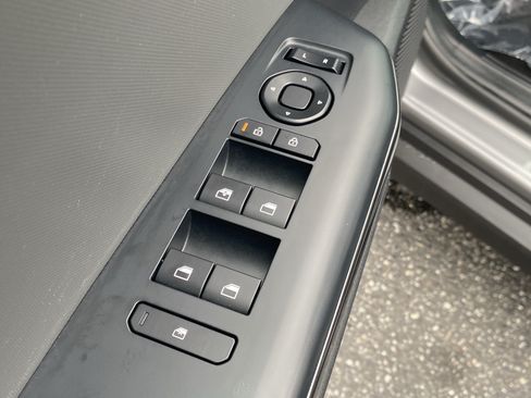 Used 2025 Kia K4 FWD image 16