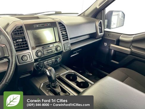 Used 2017 Ford F150 XLT w/ Equipment Group 302A Luxury AWD/4WD image 26