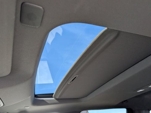 Used 2019 Chevrolet Silverado 1500 LTZ w/ LTZ Premium Package image 11