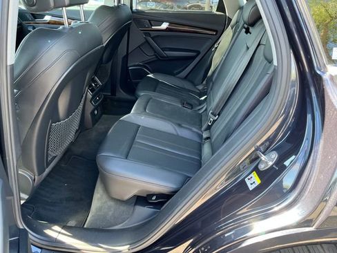 Used 2018 Audi Q5 2.0T Premium Plus AWD/4WD image 3