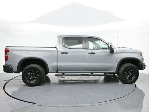 Used 2024 Chevrolet Silverado 1500 ZR2 w/ ZR2 Bison Edition image 8