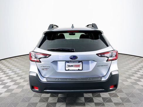 Certified 2025 Subaru Outback Premium w/ Popular Package #1A image 9