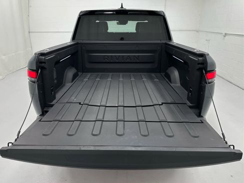 Used 2023 Rivian R1T Adventure image 40