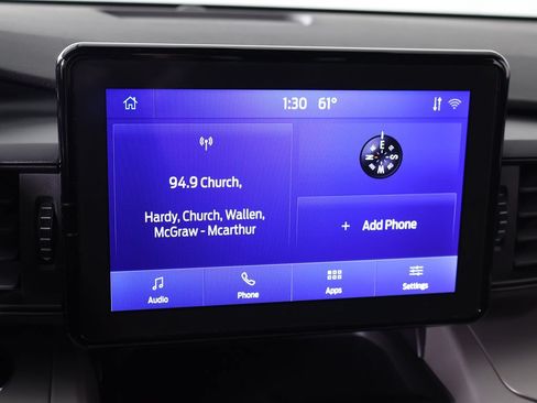 Used 2023 Ford Explorer XLT AWD/4WD image 45