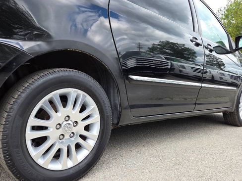 Used 2008 Toyota Sienna AWD image 16