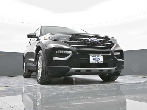 Used 2023 Ford Explorer XLT w/ Equipment Group 202A image 34
