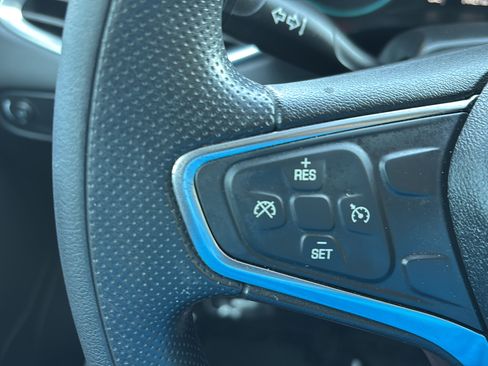 Used 2021 Chevrolet Malibu LT FWD image 22