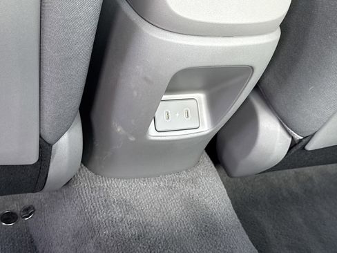 Used 2025 Hyundai Elantra Sport FWD image 15