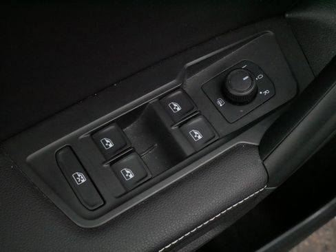 Certified 2023 Volkswagen Tiguan S image 19