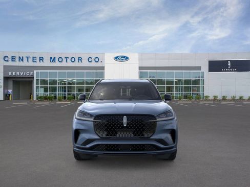 New 2025 Lincoln Aviator Reserve w/ Luxury Package image 6