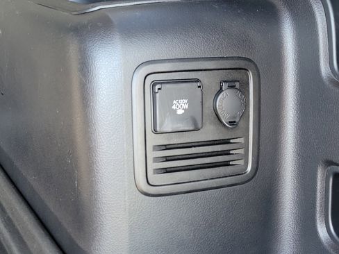 Used 2015 Toyota 4Runner SR5 Premium image 19