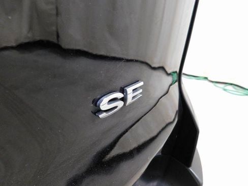 Used 2021 Ford EcoSport SE image 16