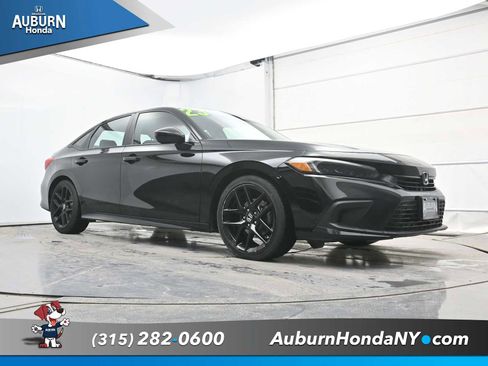 Used 2023 Honda Civic Sport image 16