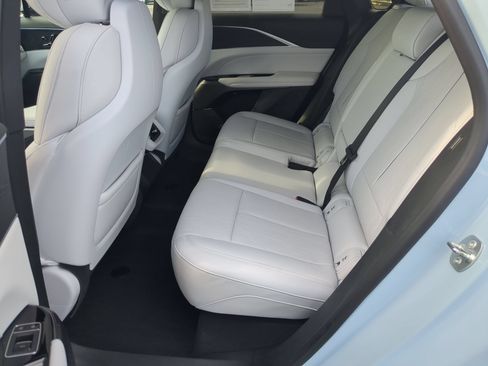 Certified 2024 Cadillac Lyriq Luxury AWD/4WD image 24