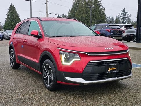 New 2025 Kia Niro EX image 7