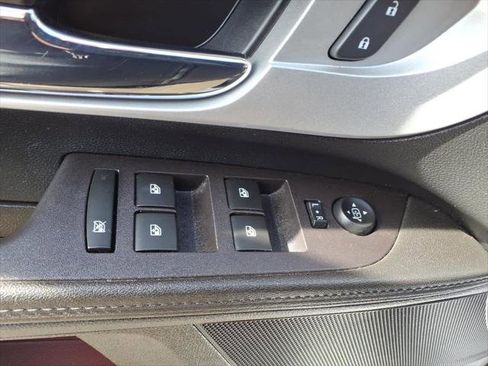 Used 2017 Chevrolet Equinox LT w/ Convenience Package AWD/4WD image 14