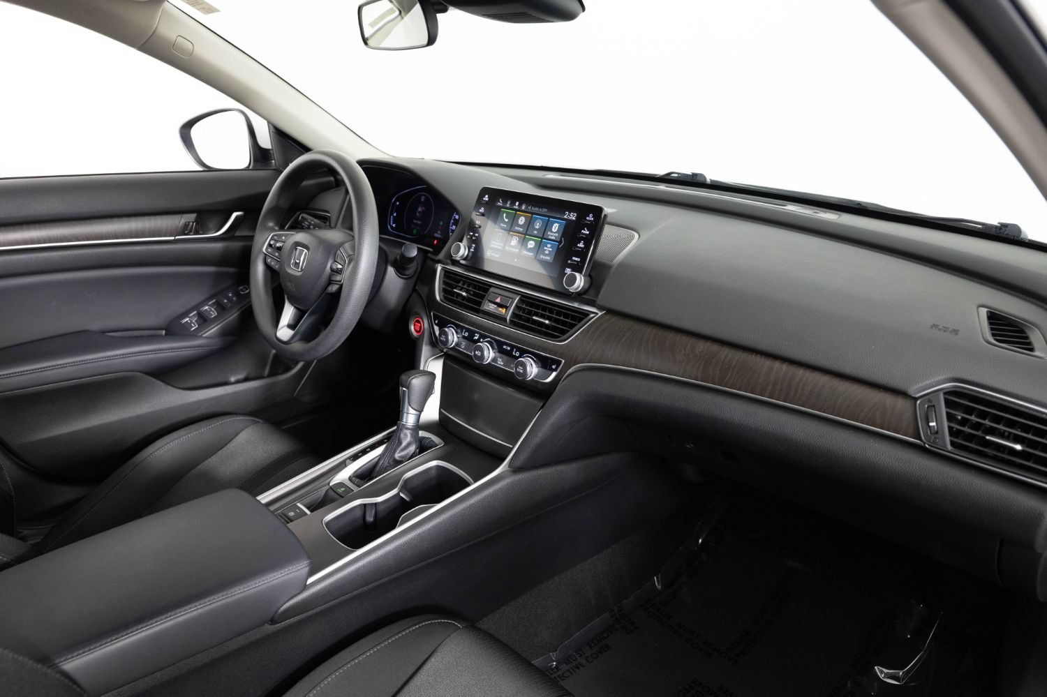 Used 2018 Honda Accord EX image 25