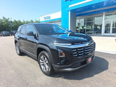 New 2026 Chevrolet Equinox LT w/ Safety and Technology Package AWD/4WD image 1