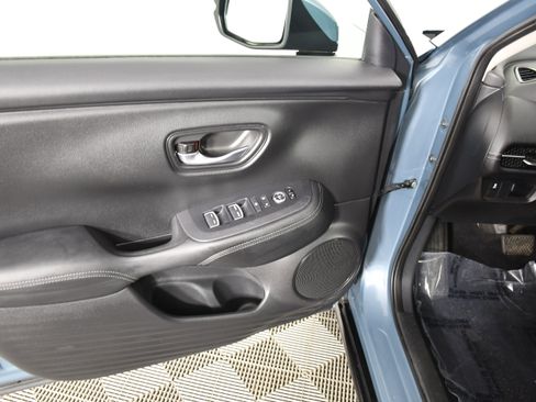 Certified 2024 Honda HR-V EX-L image 36