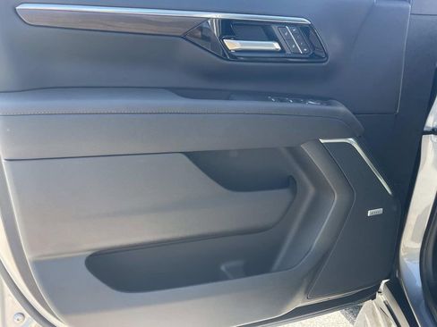 New 2026 Chevrolet Tahoe High Country w/ Sun And Tow Package AWD/4WD image 16